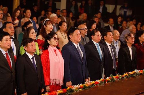 Phát triển điện ảnh Việt Nam đáp ứng nhu cầu văn hóa tinh thần của nhân dân