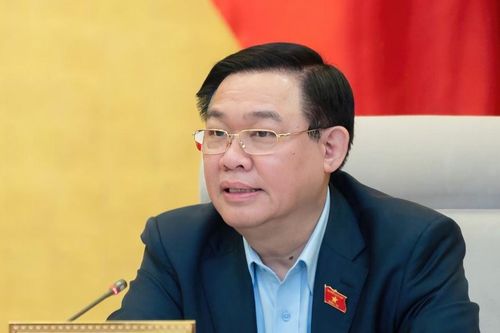 Ý kiến trái với chủ trương, đường lối của Đảng, trái Hiến pháp thì không tiếp thu, nhưng cần giải trình thuyết phục