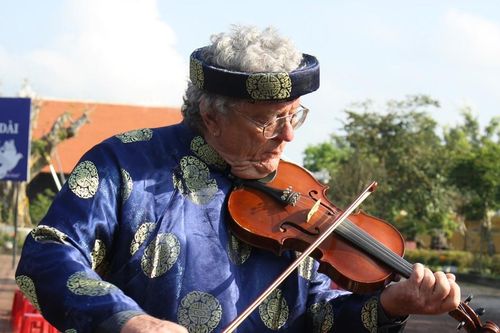 Cựu chiến binh Mỹ Mike Boehm: Trở về Quảng Ngãi như trở về nhà