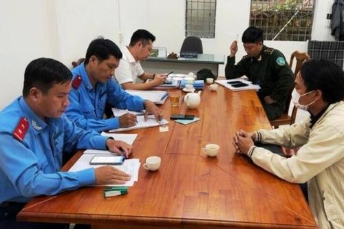 Tài xế thu thêm 350.000 đồng của nữ du khách Hàn Quốc, chủ xe bị phạt 11 triệu