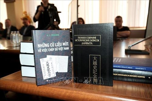 Công trình 30 năm dịch 'Đại Việt sử ký toàn thư' ra tiếng Nga