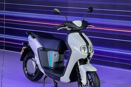 Vì sao người Việt chưa mặn mà với xe máy điện?