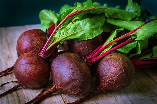 Làm đẹp hiệu quả chỉ bằng củ dền