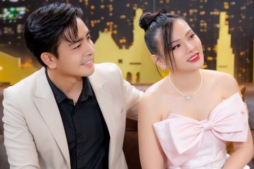 Ca sĩ Thu Thủy: 'Tôi áp lực khi cưới Kin Nguyễn'