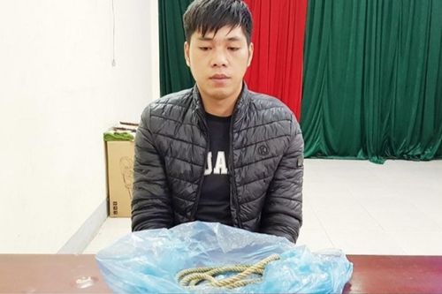 Âm mưu tàn độc của gã đàn ông rủ bạn nghiện ra bờ suối phê pha