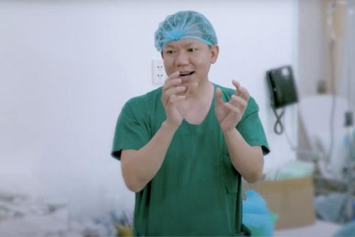 Được khách hàng ngỏ lời cảm ơn bằng số tiền 1 tỷ đồng, BS Cao Hữu Thịnh từ chối và đưa ra đề nghị cao đẹp