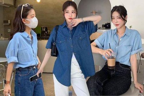 Kiểu áo sơ mi tôn da cứ mặc lên là trẻ thêm vài tuổi