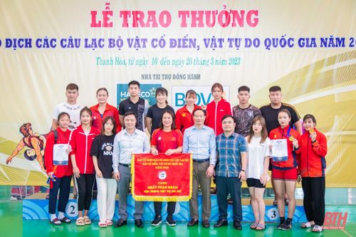 Thanh Hóa xếp Nhất toàn đoàn nội dung Vật tự do nữ tại giải đấu trên sân nhà