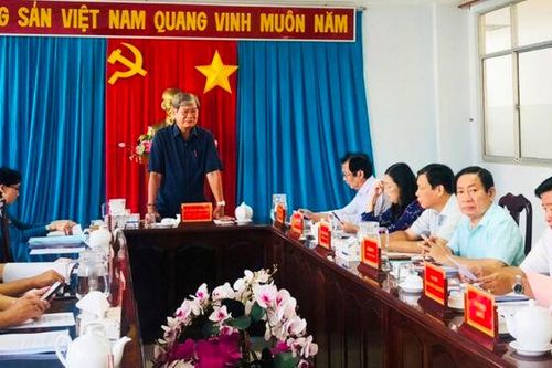 Thẩm tra nội dung các tờ trình lĩnh vực văn hóa – xã hội
