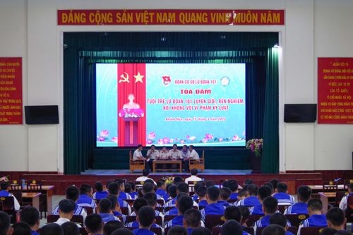 Đoàn cơ sở Lữ đoàn 101: Tổ chức tọa đàm thanh niên