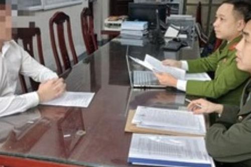 Đội trưởng bảo vệ bị tố chiếm đoạt lương của nhân viên