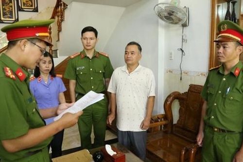Giám đốc Trung tâm đăng kiểm 85-02D câu kết đồng hương vi phạm pháp luật