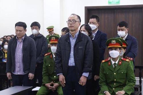 Cựu Giám đốc ngân hàng lĩnh 7 năm tù vì để doanh nghiệp 'xù nợ' 360 tỷ đồng