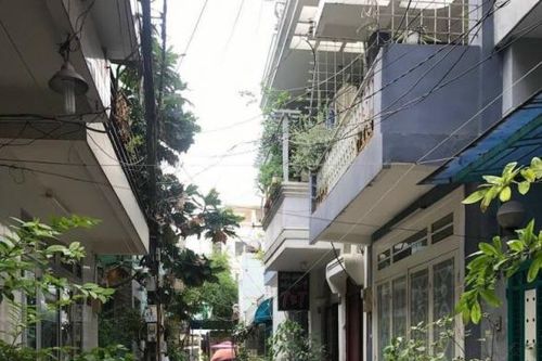 Ba cán bộ 'xộ khám' vì sai phạm trong cấp sổ đỏ nhà đất công cho tư nhân