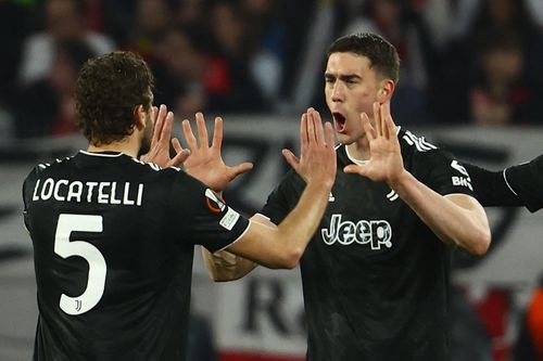 Thêm 3 đội Serie A vào tứ kết cúp châu Âu