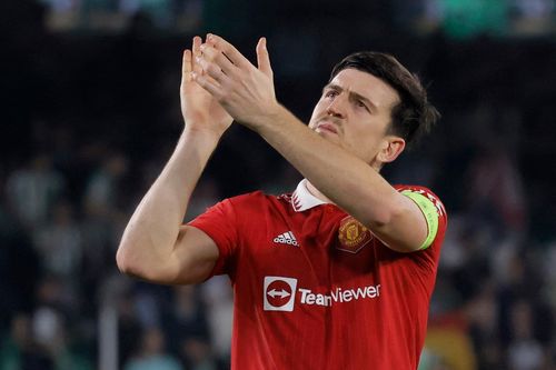 HLV Real Betis: Ngân sách của MU gấp 10 lần chúng tôi