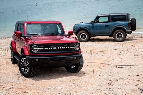 Gặp lỗi cơ cấu lái, Ford khuyến cáo khách hàng không lái xe Bronco
