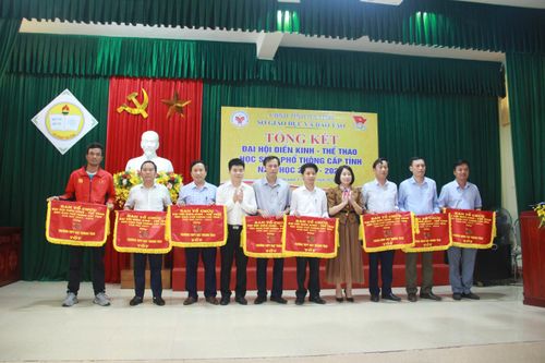 204 bộ huy chương được trao tại Đại hội Điền kinh-Thể thao học sinh Hà Tĩnh