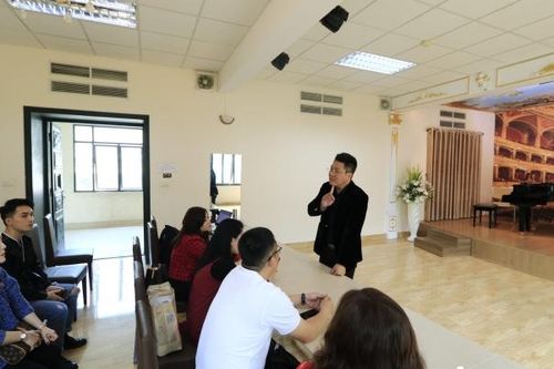 NSND Quốc Hưng: 'Rất khó để chọn ra giọng hát hay nhất cuộc thi Tiếng hát Người làm báo mở rộng 2023'
