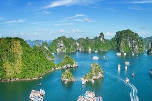 Kêu gọi tàu du lịch vịnh Hạ Long sang vịnh Bái Tử Long hoạt động