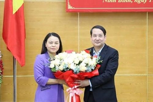 Ông Mai Văn Tuất điều hành Tỉnh ủy Ninh Bình