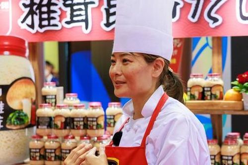 Đầu bếp Nhật đánh giá cao hương vị hạt nêm Chin-su mới