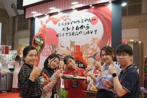 Sáng tạo nên hương vị mới, tương ớt Chin-su 'gây bão' cộng đồng ẩm thực