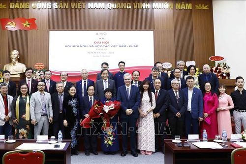 Bà Nguyễn Thúy Anh được bầu làm Chủ tịch Hội Hữu nghị và hợp tác Việt Nam - Pháp