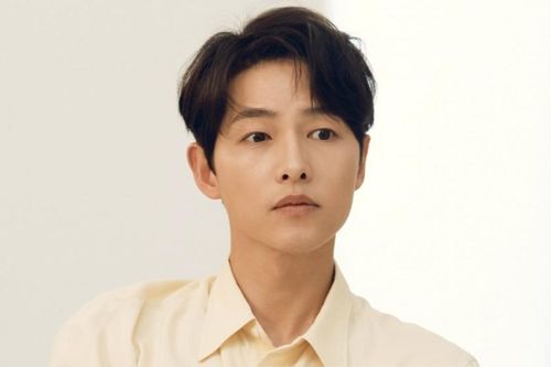 Song Joong Ki 'ngồi không' cũng bị công kích, nguyên nhân do đâu?