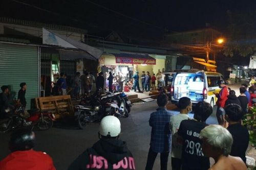 Đi làm về gọi nhiều nhưng chồng không mở cửa, cô gái phá cửa vào phát hiện cảnh tượng gây sốc nặng