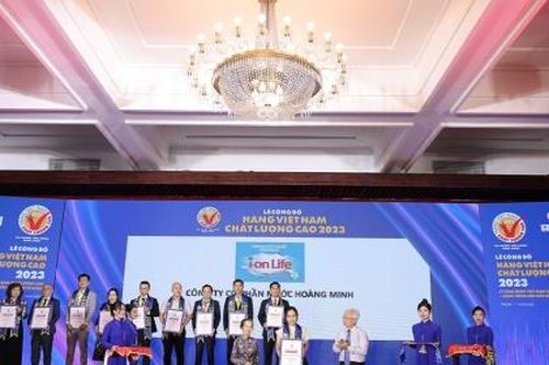 Liên tiếp 'lọt' vào danh sách HVNCLC, kỳ vọng i-on Life sẽ 'bứt phá' trong ngành nước uống thế hệ mới