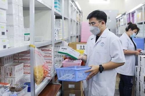 Sửa đổi quy định đấu thầu thuốc ở các bệnh viện công lập