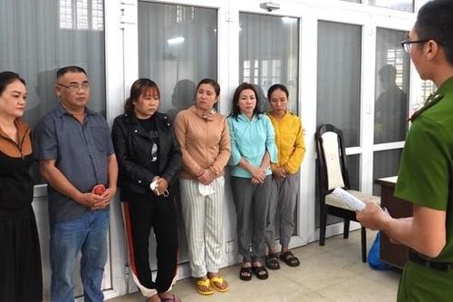 Người phụ nữ cầm đầu đường dây đánh đề 60 tỷ đồng