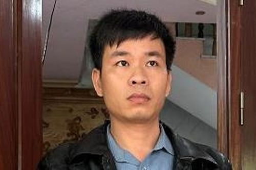 Bắt cán bộ chiếm đoạt hơn 200 triệu đồng của người dân đi làm sổ đỏ