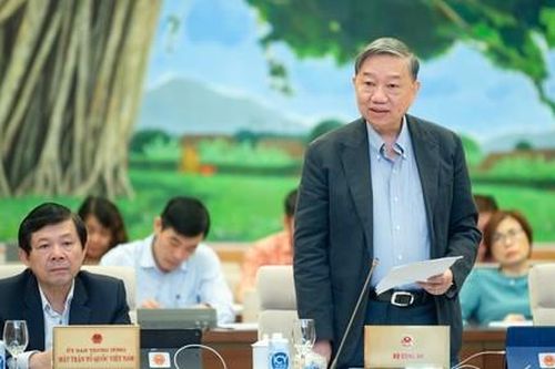 Về đề xuất cấp CCCD cho người dưới 14 tuổi: Không nên để lỡ cơ hội quản trị xã hội
