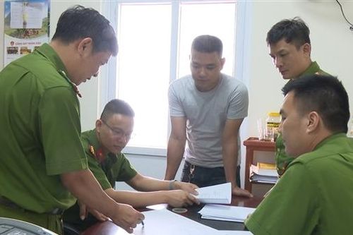 Triệt phá đường dây vận chuyển ma túy xuyên quốc gia