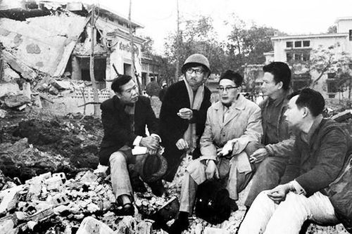 Kỷ niệm với bậc đàn anh Thép Mới