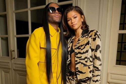 Stylist của Zendaya không được ngồi hàng đầu tại show Louis Vuitton
