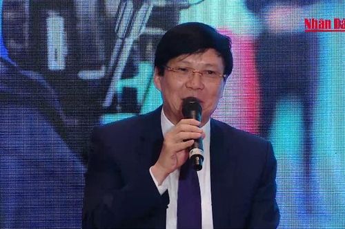 Tọa đàm Người làm báo trong kỷ nguyên số: Đổi mới và thích ứng
