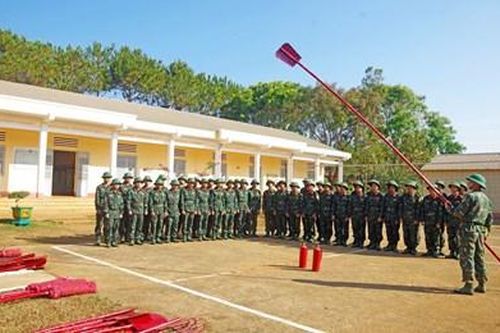 Bộ đội phòng không tác chiến với 'giặc lửa'