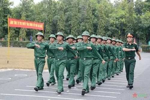 Chiến sĩ mới Lữ đoàn 293 tiến bộ, trưởng thành