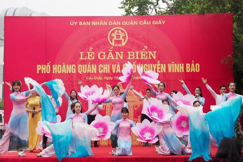 Hà Nội gắn biển tên phố Hoàng Quán Chi và Nguyễn Vĩnh Bảo