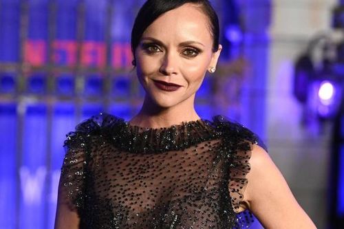 Christina Ricci suýt bị kiện vì từ chối đóng cảnh nóng