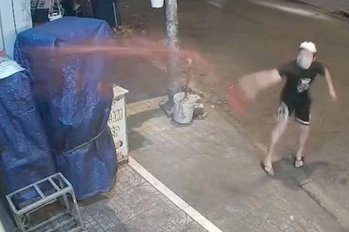 Bắt hai nghi phạm tạt sơn nhà dân để đòi nợ ở TPHCM