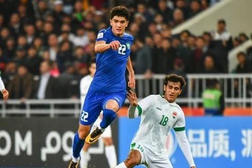 Cầu thủ Iraq bỏ lỡ 'không tưởng', U20 Uzbekistan đăng quang giải châu Á
