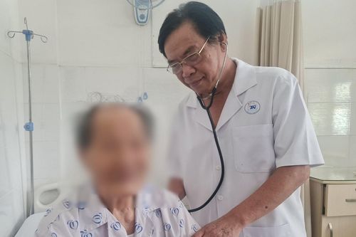 Căn bệnh khiến nam giới tiểu đêm thường xuyên
