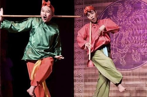 Dòng chảy tiếng cười