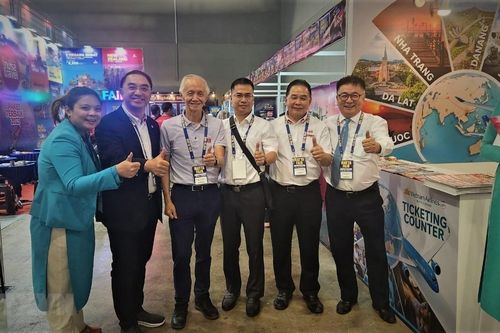 Vietnam Airlines quảng bá hình ảnh Việt Nam ở Hội chợ Du lịch Malaysia