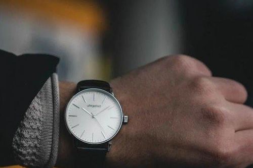 Khi suy thoái kinh tế - đồng hồ có phải là một khoản đầu tư tốt không?