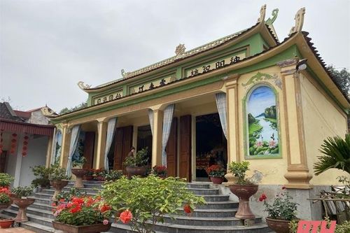 Từ Thành Nhà Hồ đi dọc sông Mã đắm say miền văn hóa tâm linh